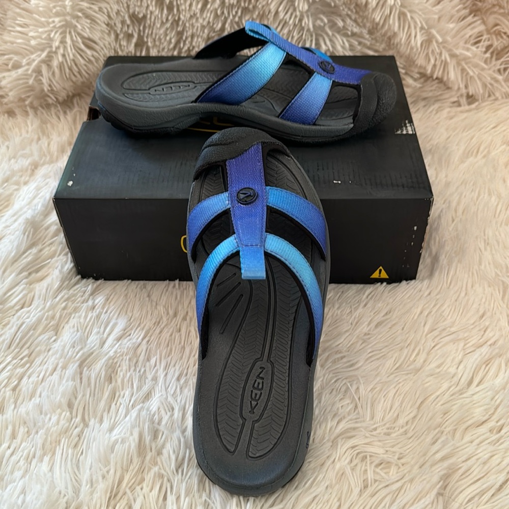 Keen Sandals - Picture 4 of 5